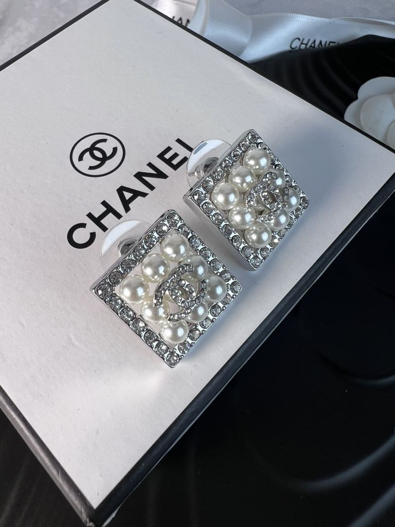 Ch**el earrings